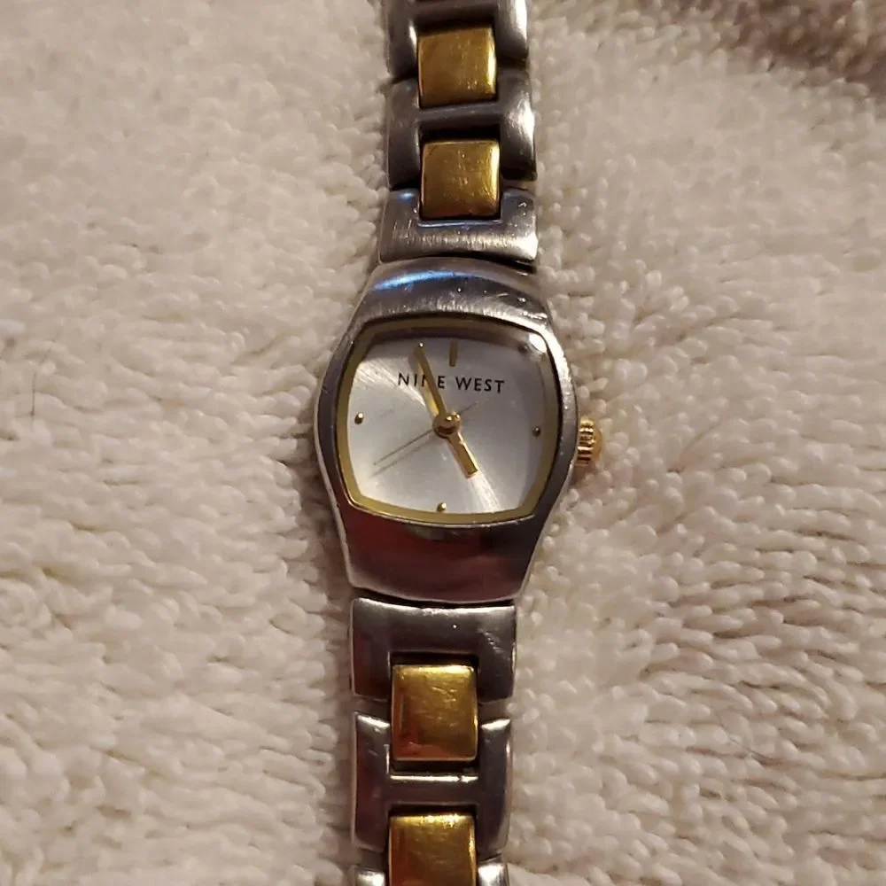 Nine West Analog Watch Silver & Two-Tone Interchangeable Flip Metal Band 9W/1273